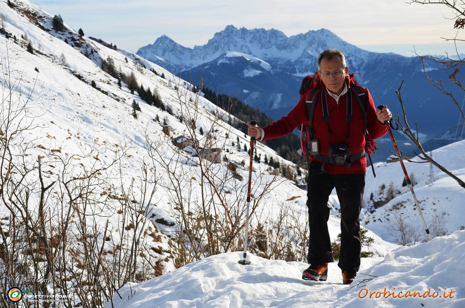 14 ...in decisa salita  su neve dura.jpg